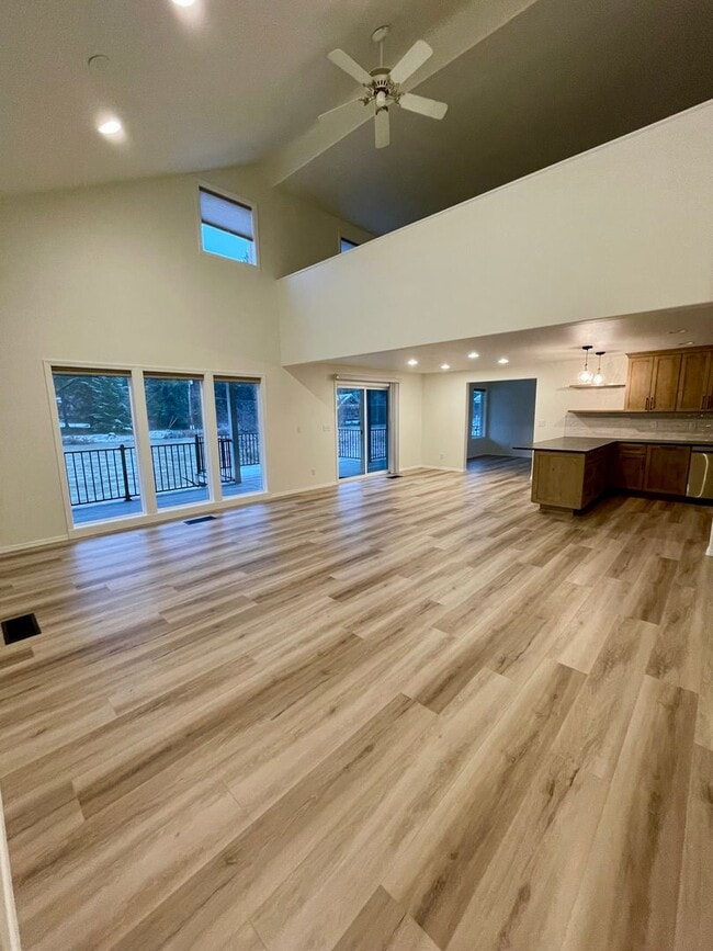 Photo - Stunning Riverfront Home in Sun Country