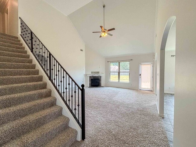 Photo - 6839 Hare Hill Dr
