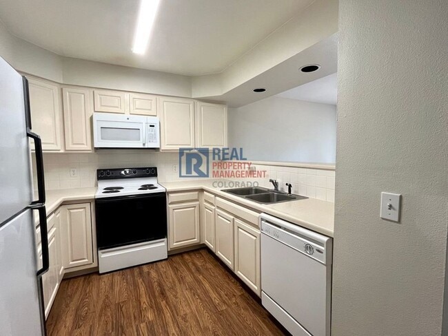 Photo - 4735 Walking Horse Point