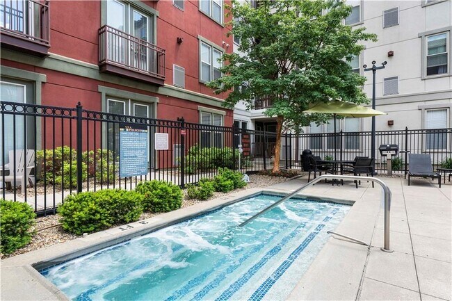 Photo - 1000 Providence Pl Unit 123