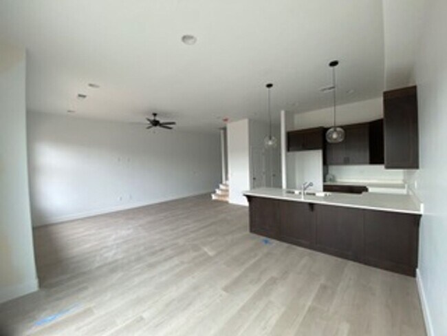 Photo - Beautiful like Brand New 3 Bedroom, 2.5 BathroomTownhome in Washington Fields!