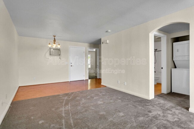 Photo - 5252 Orange Ave Unidad 323