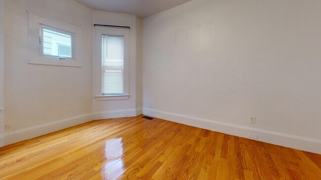 Photo - 10 Cherokee St Unit $5,400