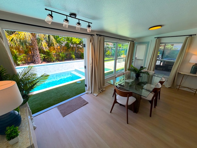 Photo - 5813 26th Ave N