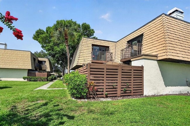 Photo - 15317 W Pond Woods Dr Unit 103