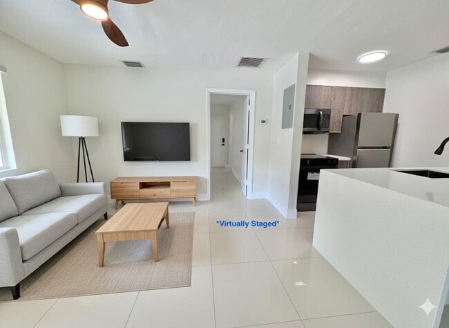 Photo - 924 NE 17th Terrace Unit 10