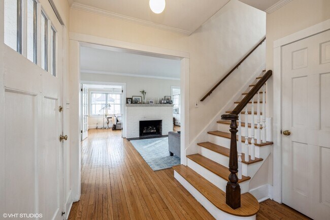 Photo - 322 N Monroe St