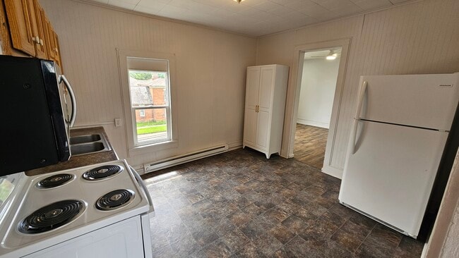 Photo - 238 S Maple St Unit 501.5 E Walnut St