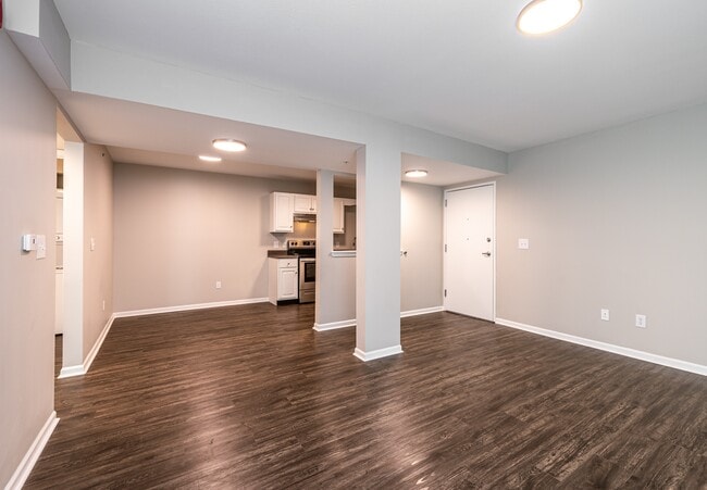 Photo - Maple Hills Apartments