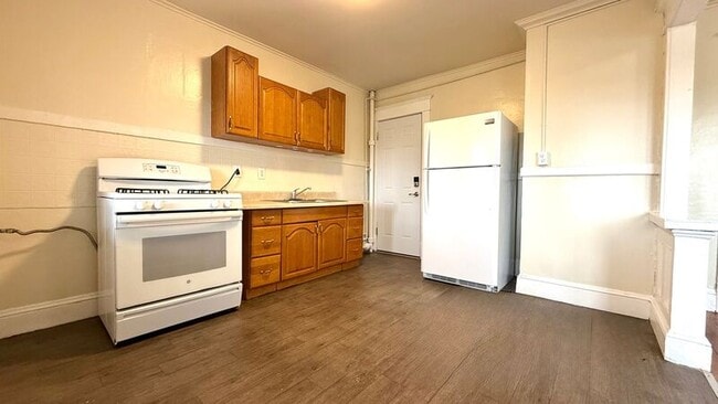 Photo - 70 Maple St Unit 3RR