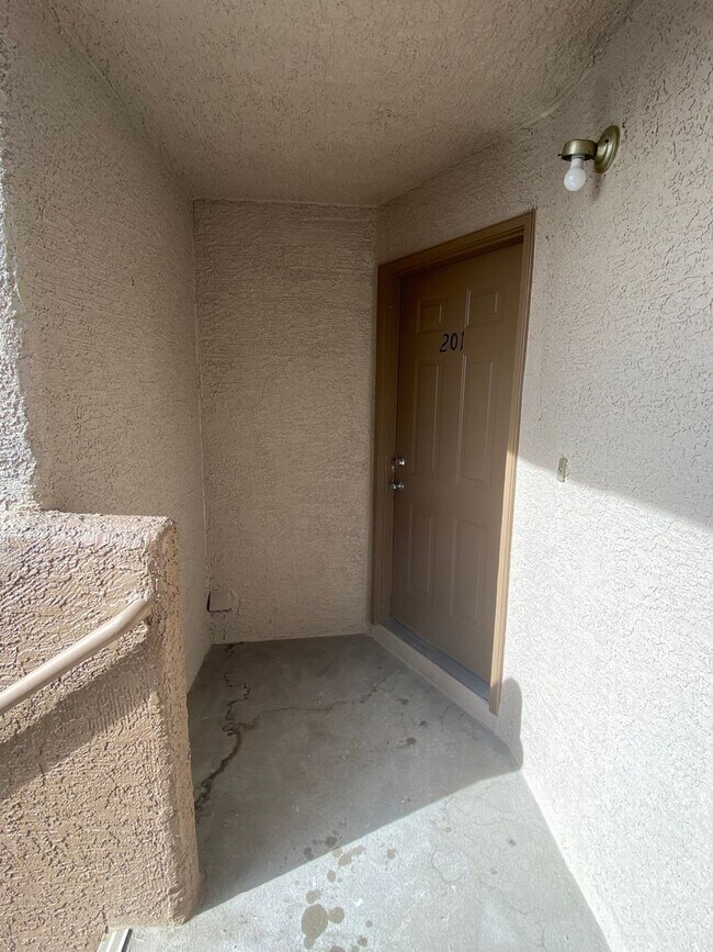 Photo - Tamarus Unit Tamarus, 6881 #201 Bldg 13