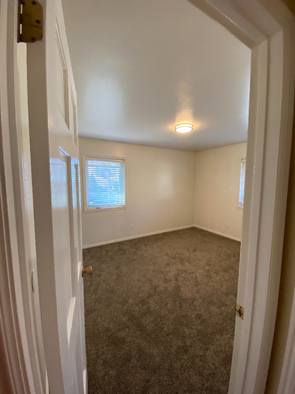 Photo - 986 Cedar Knolls W