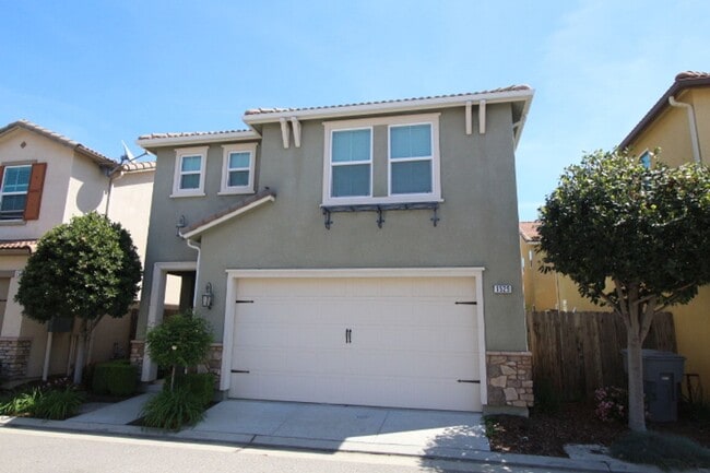 Building Photo - 1529 N Rendezvous Way