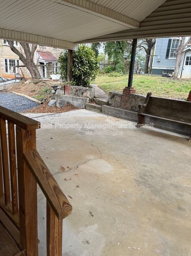 Photo - 10 Fayette St