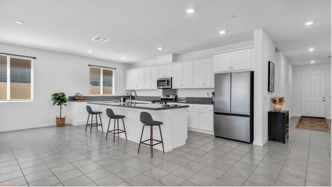 Photo - AVAILABLE NOW!! 3 Bedroom 2 Bathroom UNFURNISED Home with Solar Panels in Skyborne in Desert Hot ...
