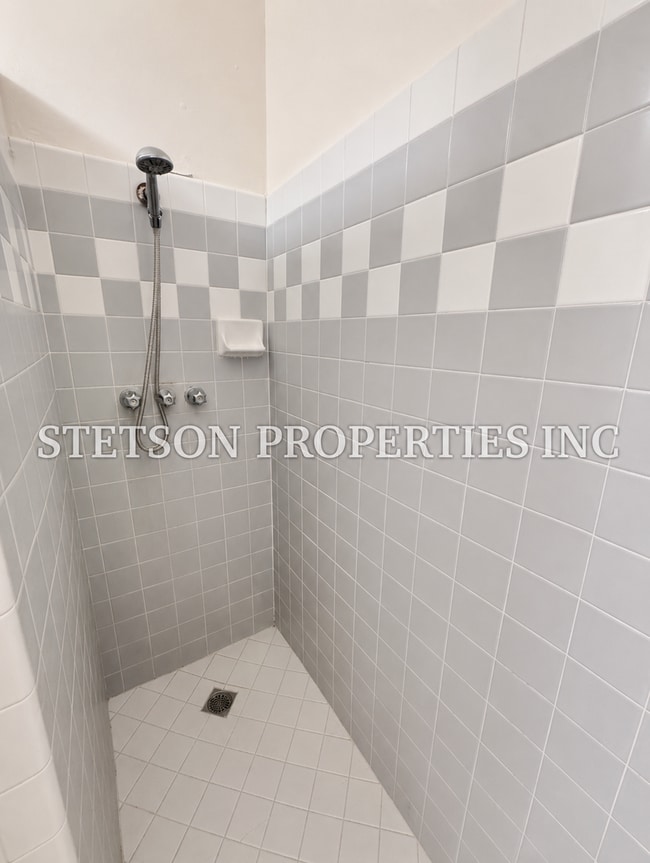 Photo - E. E Cleo Ave Unit 919 1/2