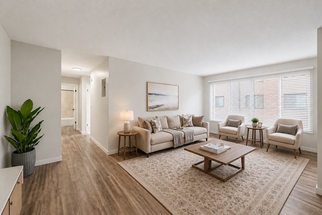 Photo - Moore Lake Apartments