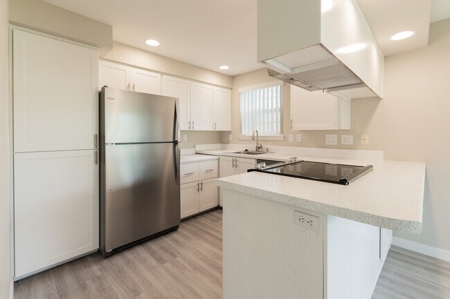 Photo - Park Crest Commons