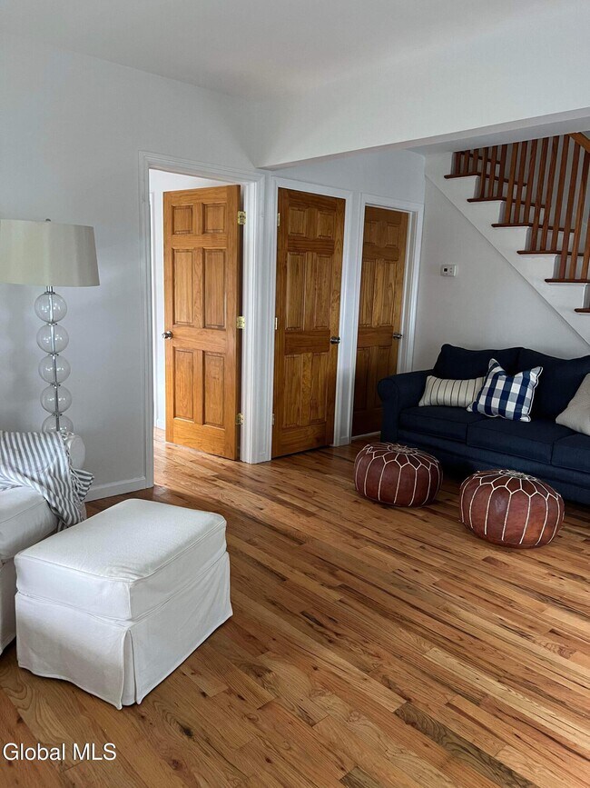 Photo - 165 Lake Ave