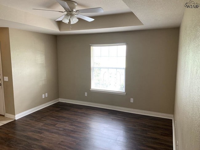 Photo - 4701 Wyoming Ave