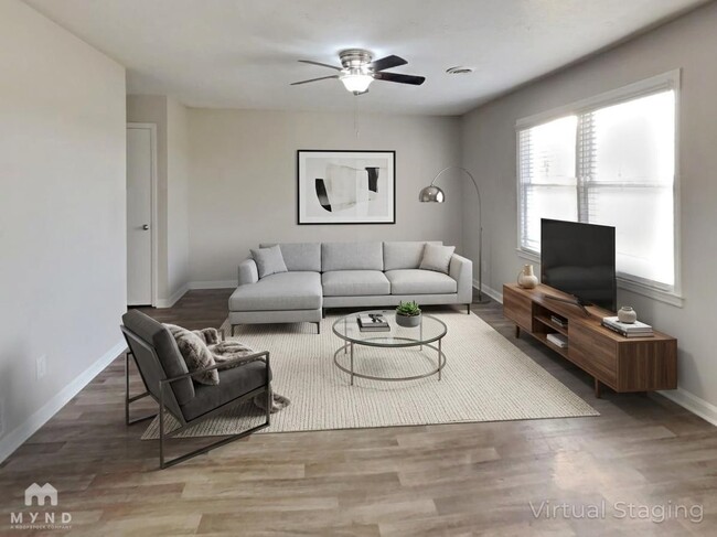 Building Photo - 225 Baker St