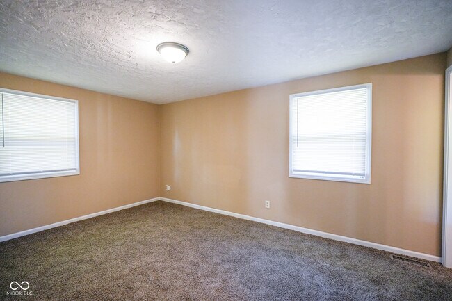 Photo - 2226 Mabel Dr