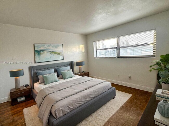 Photo - 1525 NE 135th St Unit 14