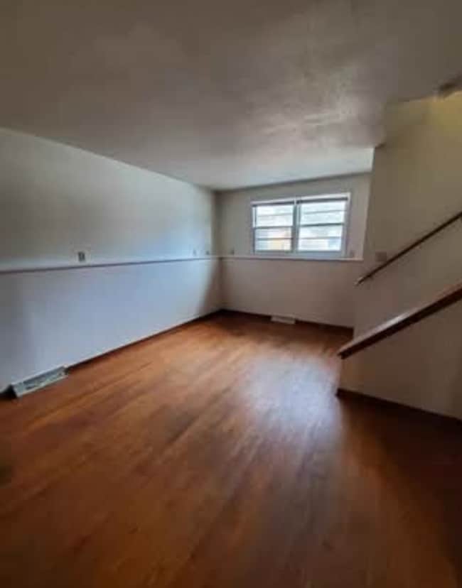 2900 SE 10th St