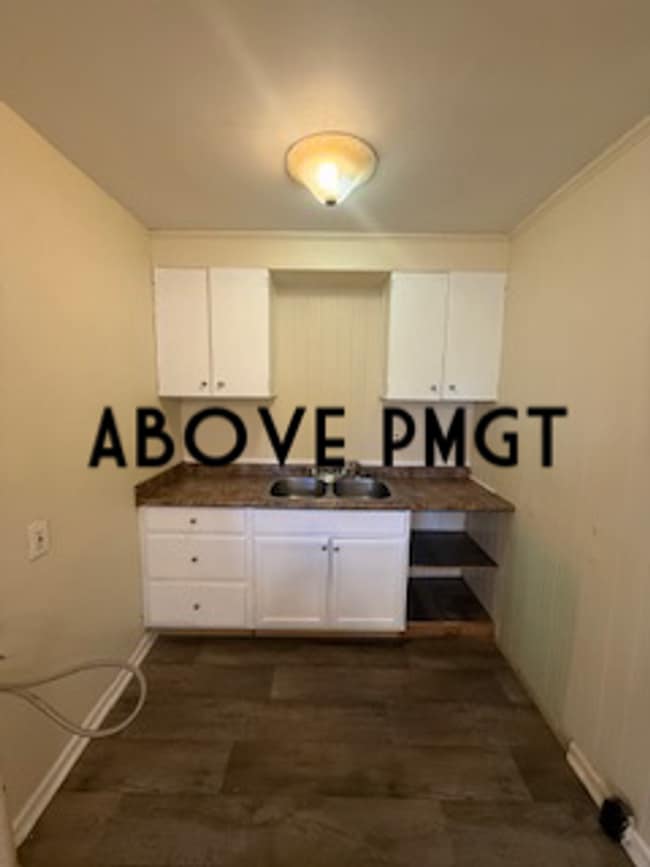 Photo - Renovated 1 bed, 1 bath duplex