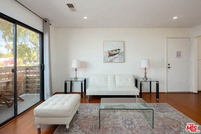 Photo - 1934 18th St Unit 6