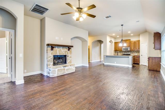 Photo - 4610 Lone Grove Way
