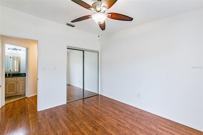 Photo - 6435 92nd Pl N