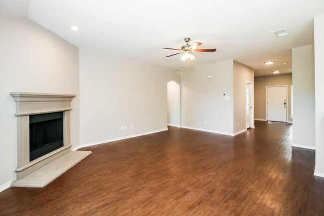 Photo - 3201 Anysa Ln