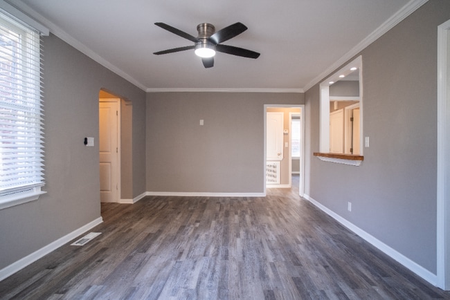 Photo - 2912 Glenwood Ave SE