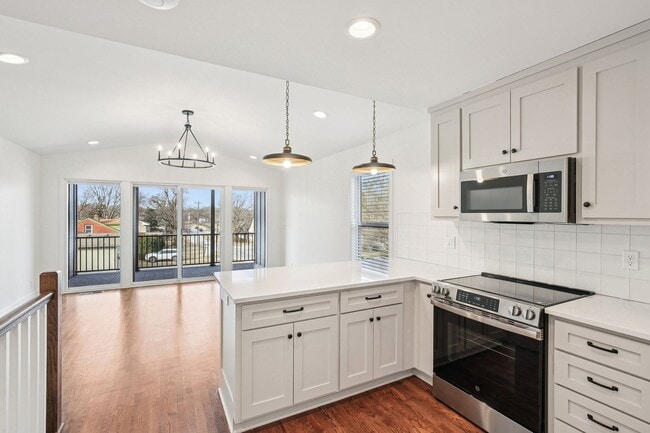 Photo - Main Street Townhomes Unit 3 W 77th St.