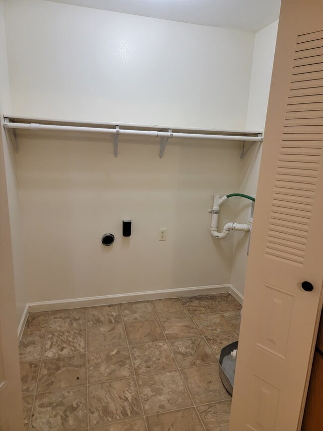 8306 Shawn Ridge Dr Unit 8306 Shawn Ridge Road