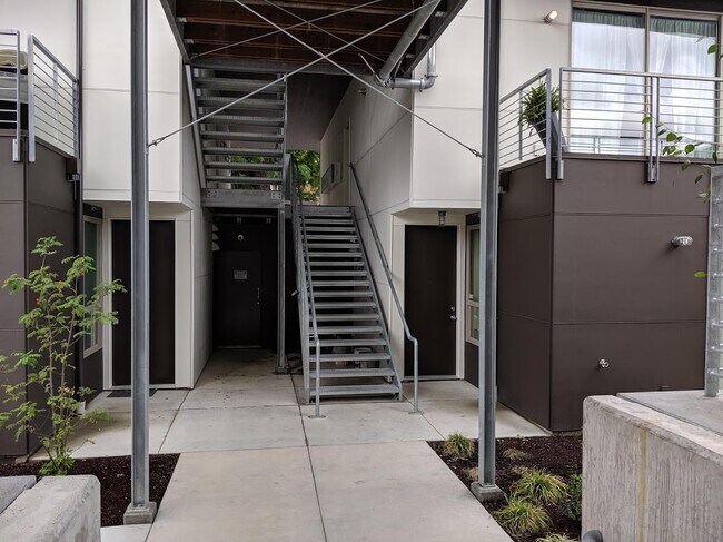 Photo - 612 Tacoma Ave S Unit 103