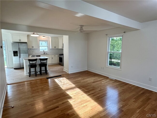 Photo - 8662 Bayview Dr