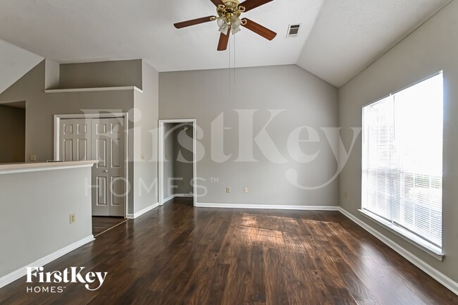 Photo - 6328 Farm Hill Dr