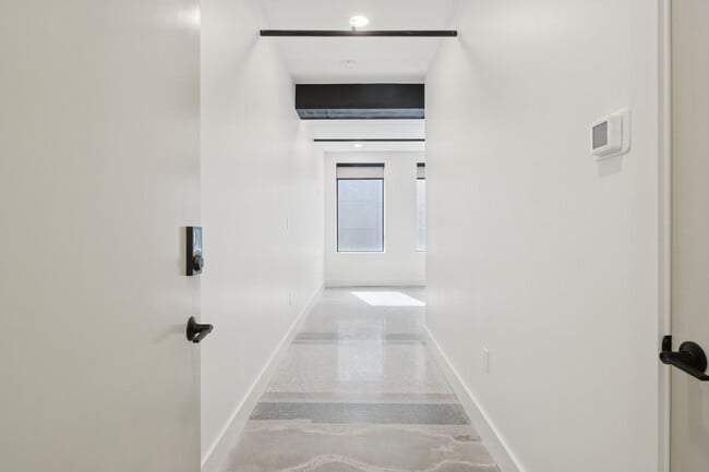 Photo - The Beacon Building