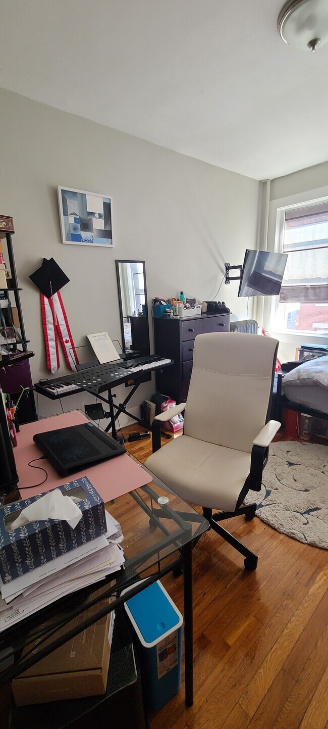 Photo - 1789 Commonwealth Ave