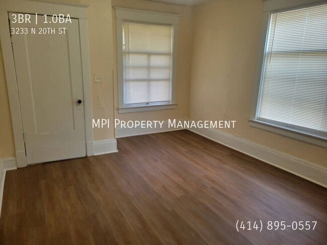 Photo - 3233 N 20th St
