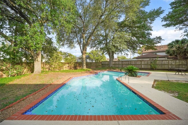 Building Photo - 11804 Westmere Dr Rental