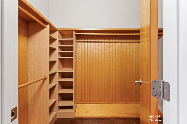 Photo - Landmark at 1700 Apartments