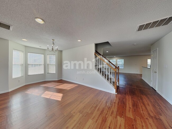 Photo - 2521 Highland Park Dr