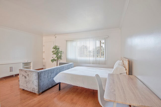 Building Photo - 5845 Interceptor St Unit P