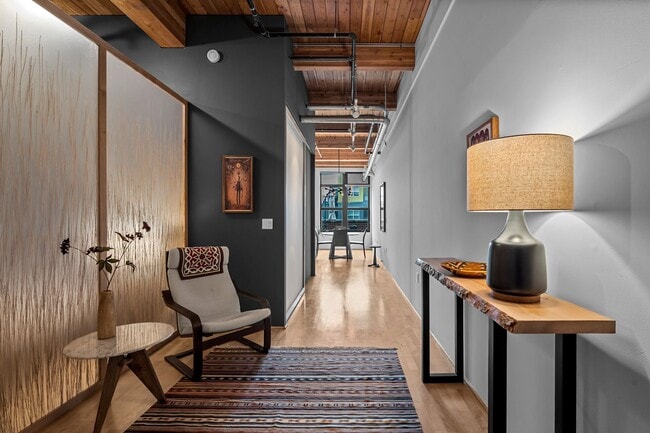 Photo - Gorgeous One Bedroom Luxury Condo in Ballpark!