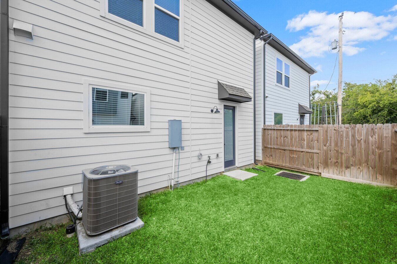 Photo - 8404 Curry Rd