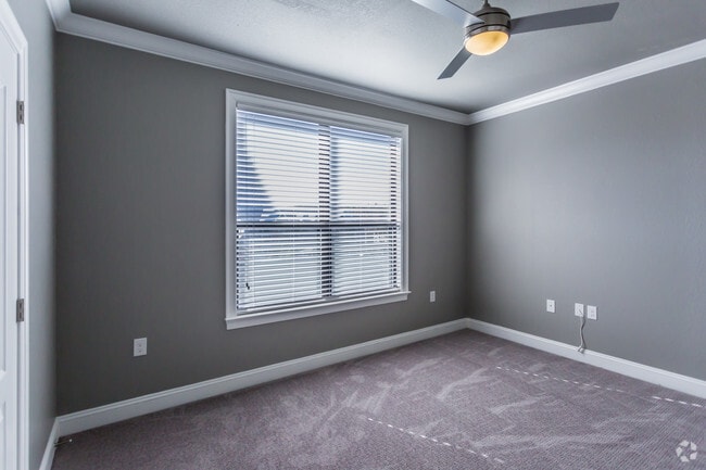 1BR, 1BA - The Richland - Bedroom