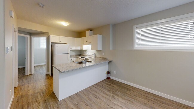 Photo - 9503-9112 112 Ave Unit 202B